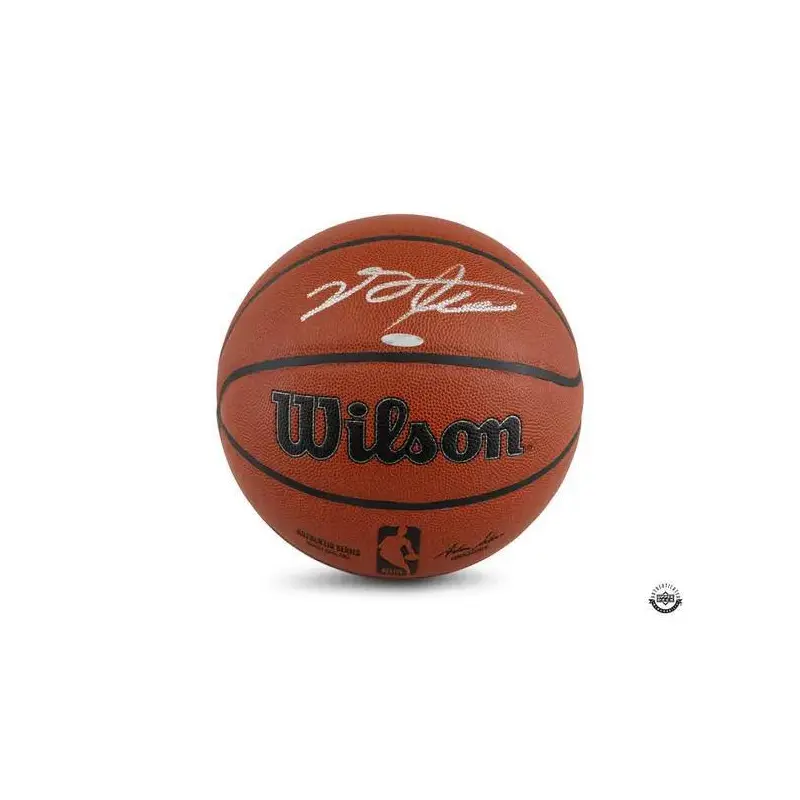 Autographed Basketball: DeAaron Fox | 2022-23 Clutch Player of the Year | UDA Authenticated