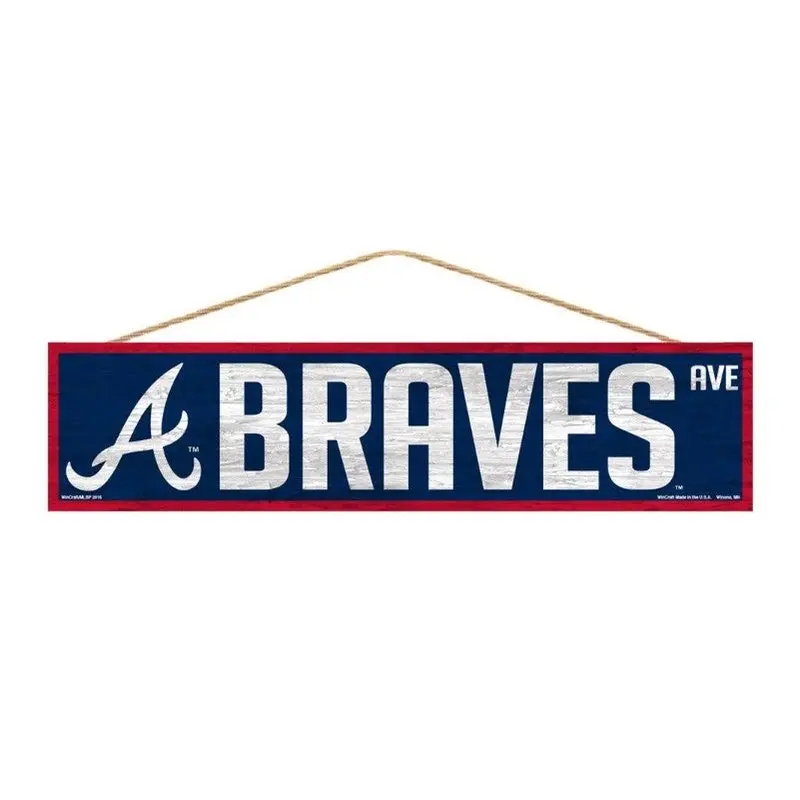Wooden Sign: Atlanta Braves - with rope hanger