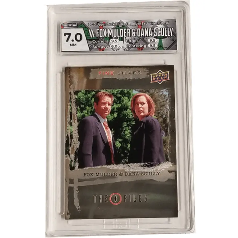 Fox Mulder & Dana Scully 2020 Upper Deck X-Files Employee Exclusive #UD-XF HGA 7.0