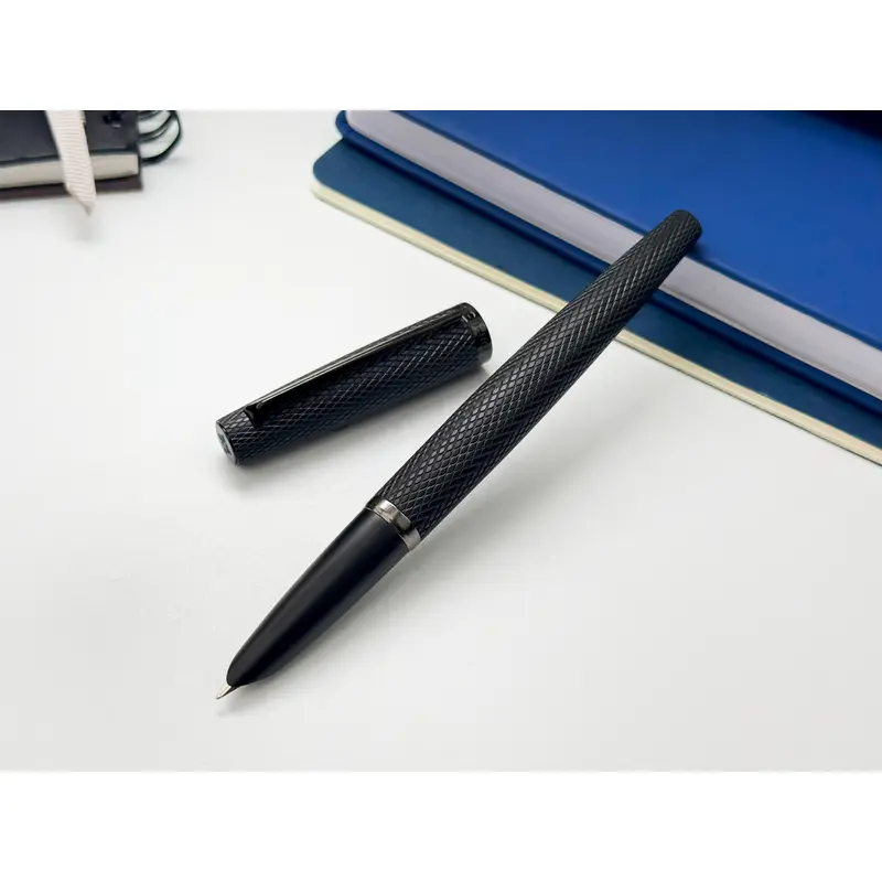 Diplomat Viper Black Fountain